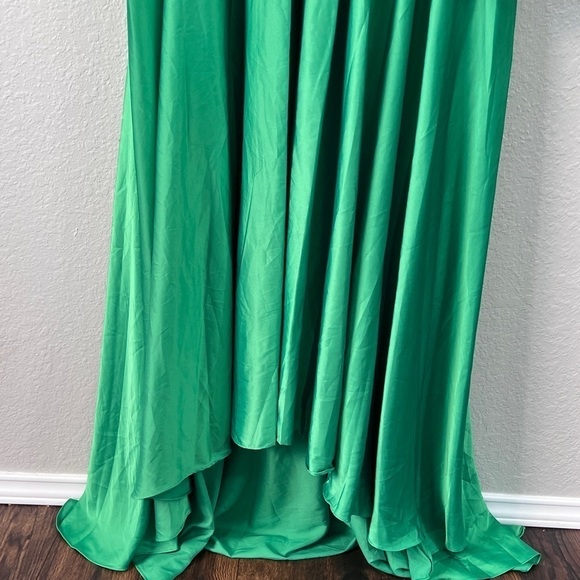 NEW $498 MAC DUGGAL 49577 FRONT TWIST KNOT SLEEVELESS HIGH LOW GOWN SIZE 22 - Picture 6 of 16